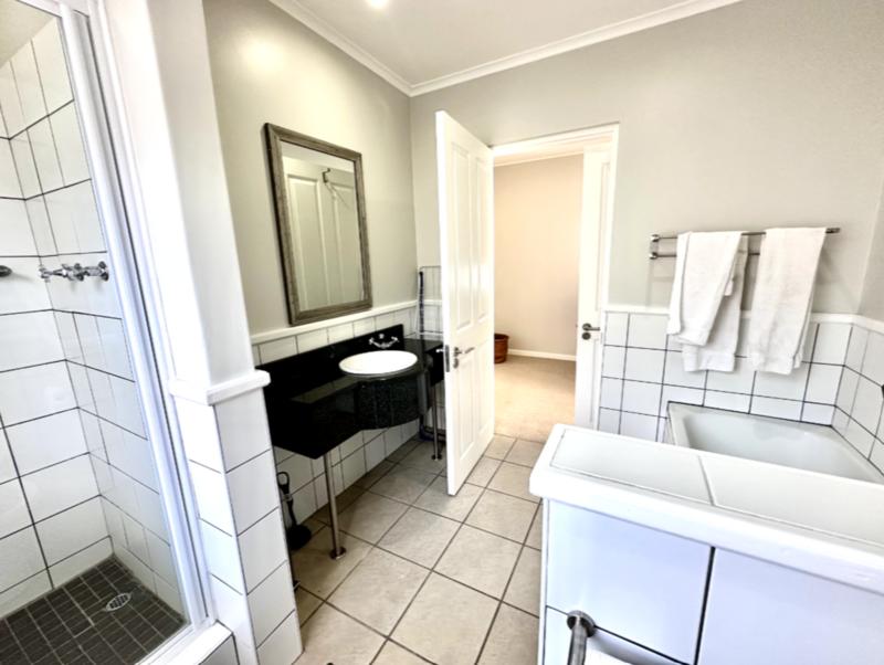 To Let 2 Bedroom Property for Rent in Pinnacle Point Golf Estate Western Cape